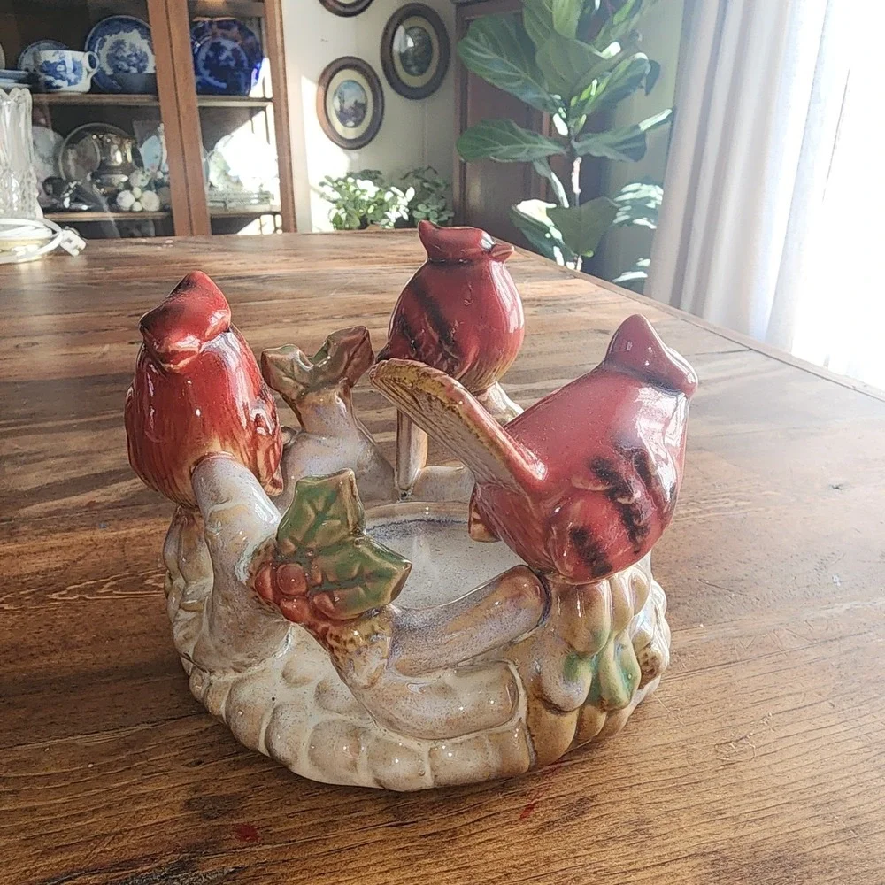 Three Cardinal‎ Ceramic Candle Holder